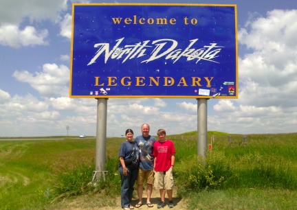 Marna-Deron-Blake Entering North Dakota 2014-07-02