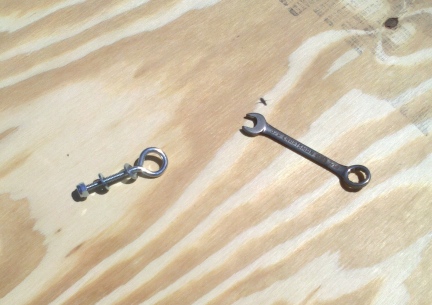 BikeTrailer Mounting Bolt 2014-07-26