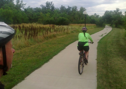 Marna & Deron Riding Belle BikeTraile 2014-08-13